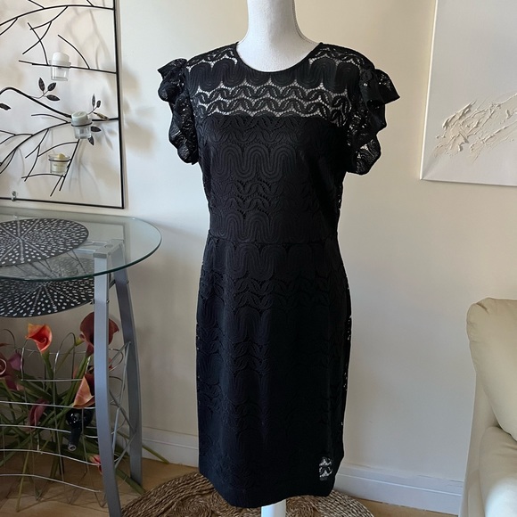 Trina Trina Turk Mai Tai Flutter Sleeve Lace Mini Little Black Dress Size 12 NWT - Picture 5 of 11